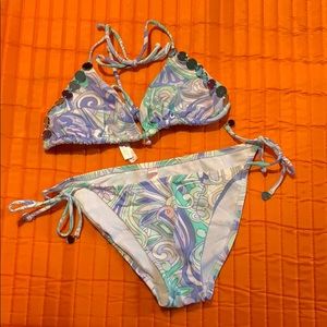 Victoria’s Secret string bikini